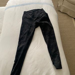 Paragon fit wear black camo leggings